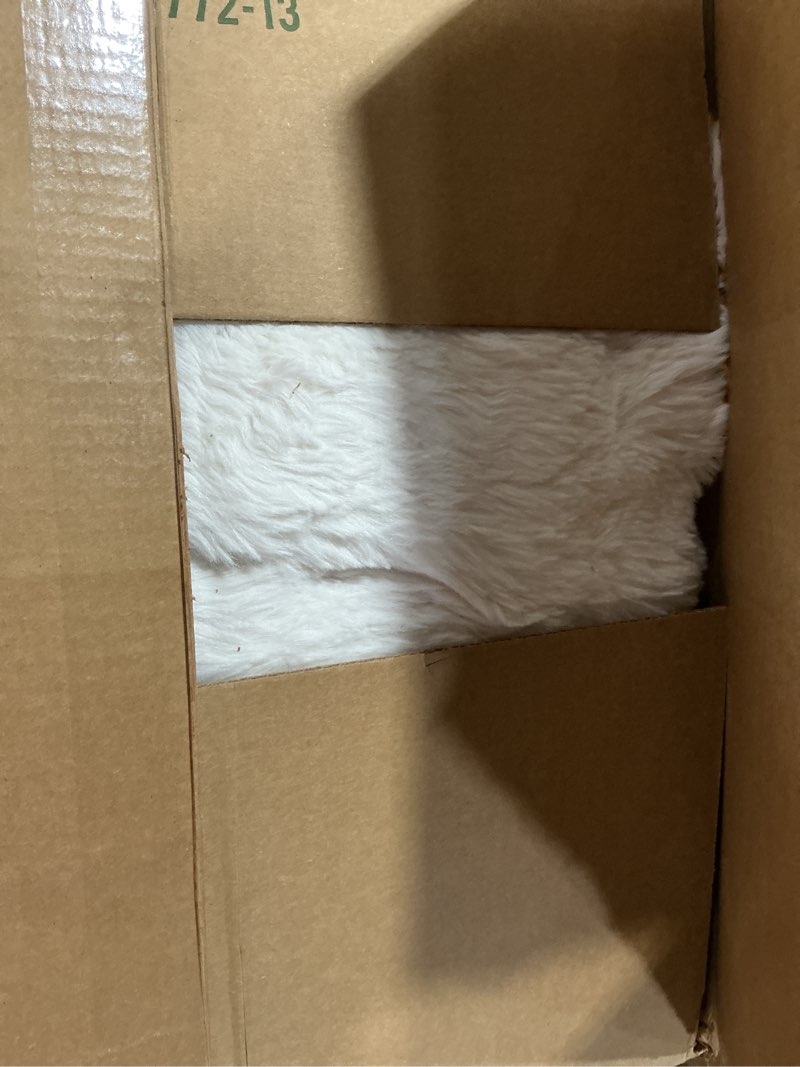 Condition photo showing Good Condition for touchat luxury 1000gsm rabbit faux fur blanket, super heavy warm cozy brown blankets for couch bed sofa, ruched plush fuzzy elegant soft reversible mink blanket for living room bedroom, 90" x 90" white queen-90"x90"