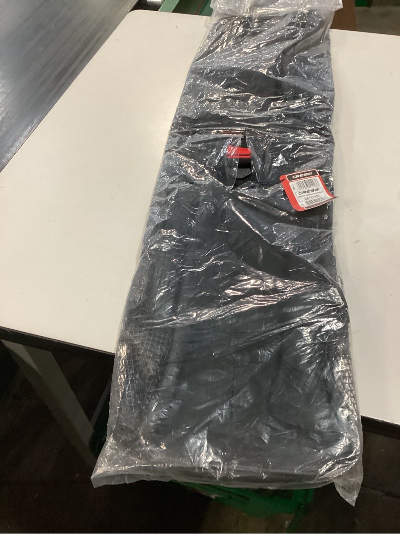 Condition photo showing New/Like New for cressi gara bag (premium) with pocket