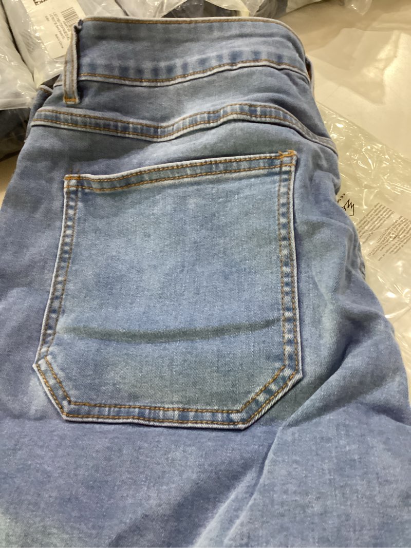 Condition photo showing New/Like New for Luvamia pabod-xl denim shorts