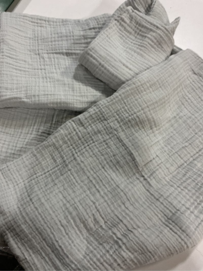 Condition photo showing Good Condition for quince, european organic cotton gauze sham , pillowcase set of 2(king) mist