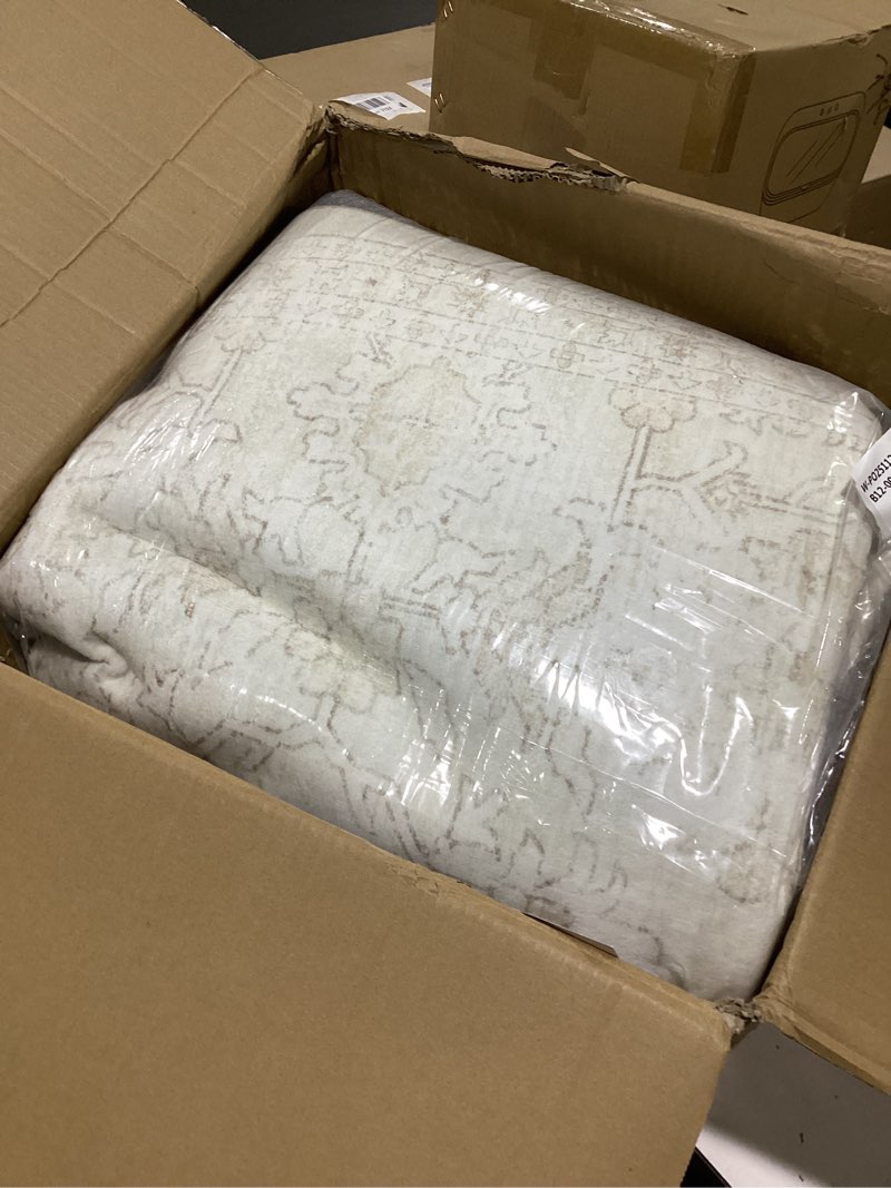 Condition photo showing New/Like New for 6x9 area rugs for living room: washable vintage large retro rug soft non-slip indoor low pile carpet for bedroom dining room nursery office (beige, 6' x 9') beige 6' x 9' (rectangular)
