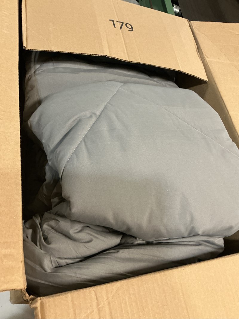 Condition photo showing As Is for Bedsure Queen Comforter Set - 7 Pieces Reversible Grey Bedding, GentleSoft™ Queen Size Bed Set Gift for Family, Bed in a Bag with Warm Down Alternative Comforter, Sheets, Pillowcases & Shams Queen 01 - Grey