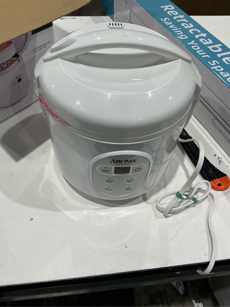 Condition photo showing As Is for aroma housewares 8-cup (cooked) (4-cup uncooked) digital rice cooker and food steamer (arc-914d),white 4 cup uncooked