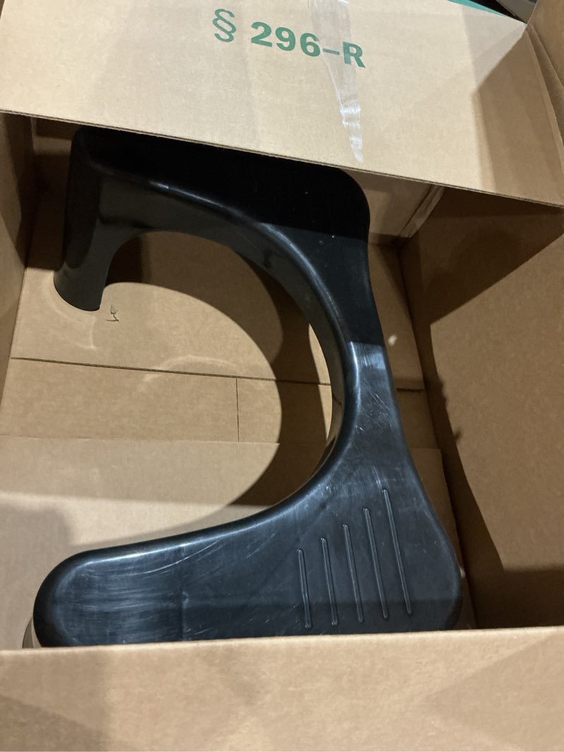 Condition photo showing Good Condition for Squatty Potty The Original Bathroom Toilet Stool, Curve Lightweight with Sleek and Modern Design, Black, 7"
