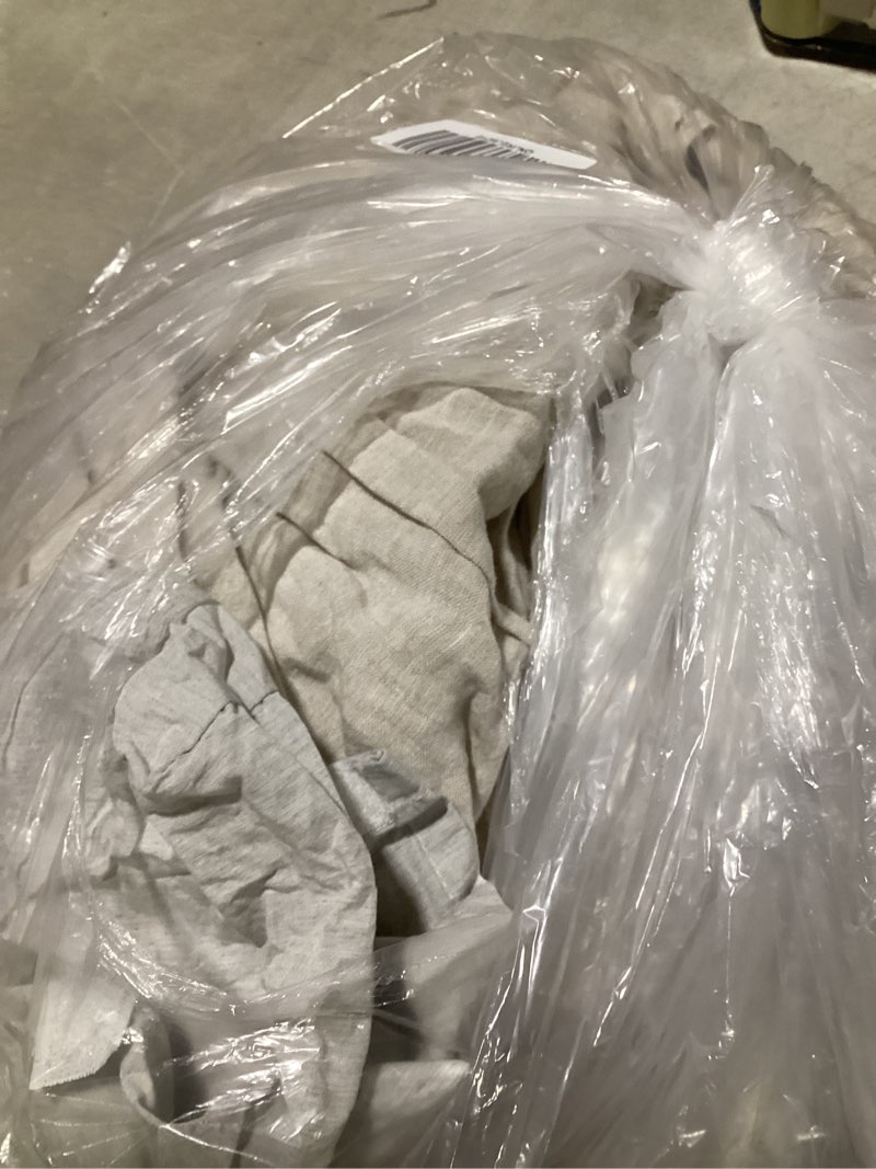 Condition photo showing Good Condition for european linen chambray fitted sheet set, queen, natural chambray