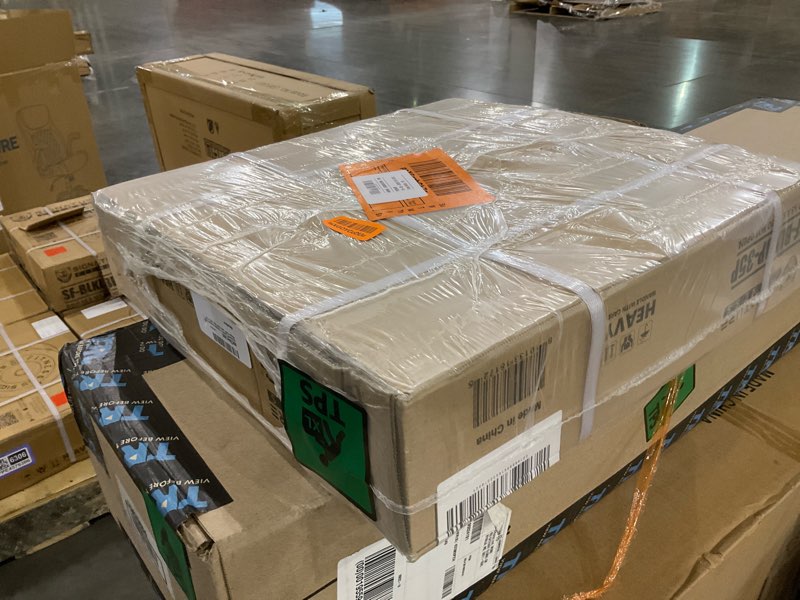 Condition photo showing New/Like New for Signature Fitness 2-Inch Cast Iron 35 lbs bumper plate set, pair