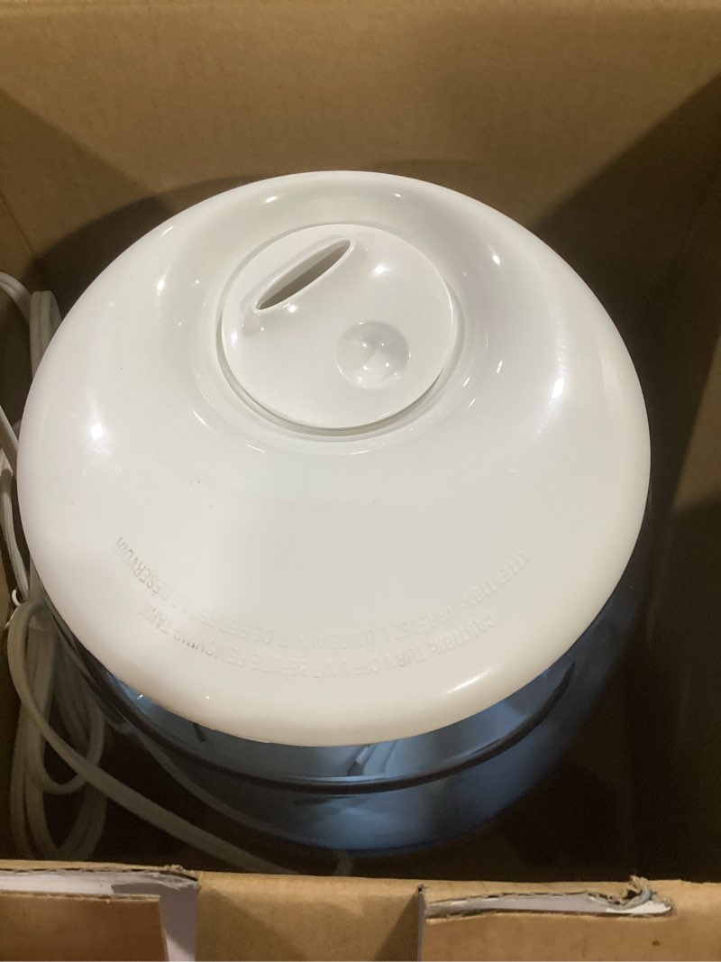 Condition photo showing Good Condition for VICKS HUMIDIIFER, ULTRASONIC, FILTER-FREE  V4600 