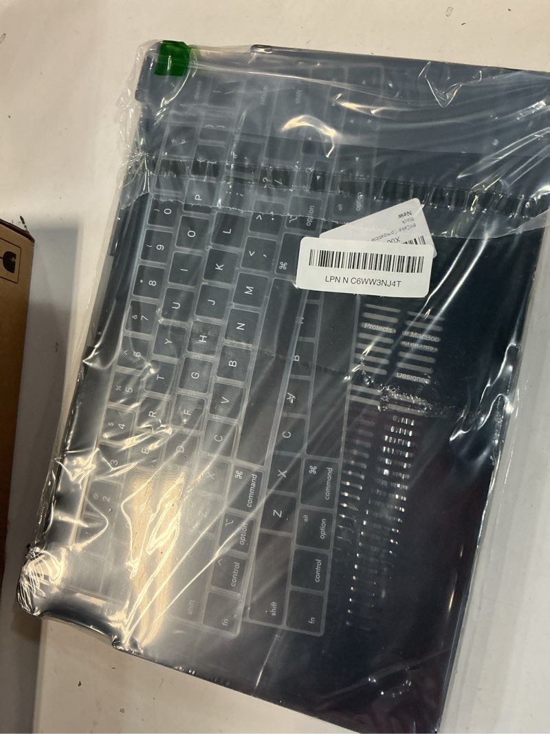 Condition photo showing New/Like New for byceke compatible with macbook pro 13 inch case m2 2024-2016 a2338 m1 a2251 a2289 a2159 a1989 a1708 a1706,leather cheetah print hard shell&keyboard cover for macbook 13 m1 plastic cases,leopard black 2016-2024 macbook pro 13 inch m1 m2 leopard black
