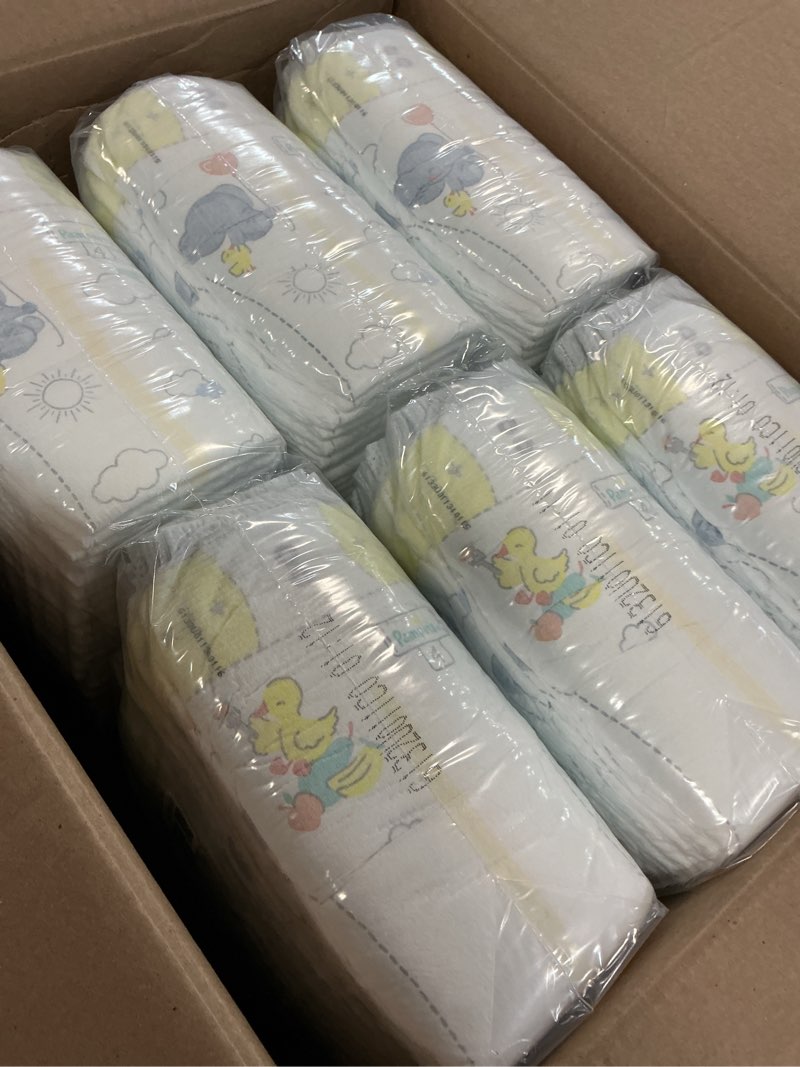 Condition photo showing Good Condition for pampers swaddlers diapers size 4  150 count (select for more options)