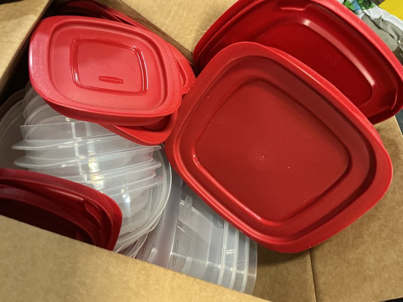 Condition photo showing Good Condition for Rubbermaid EasyStore Rectangle, Square, and Round Containers, 34-Piece Set, Food Storage Containers, Food Storage Containers with Lids