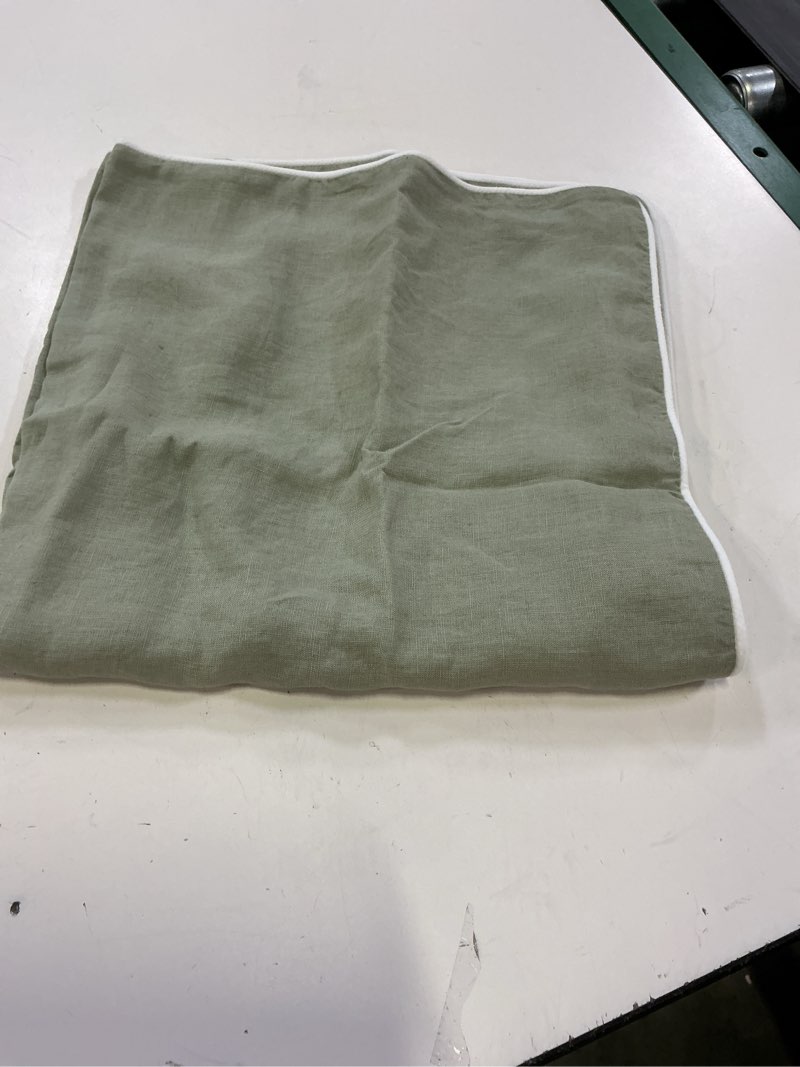 Condition photo showing Good Condition for european linen piped euro sham, euro, willowleaf/white