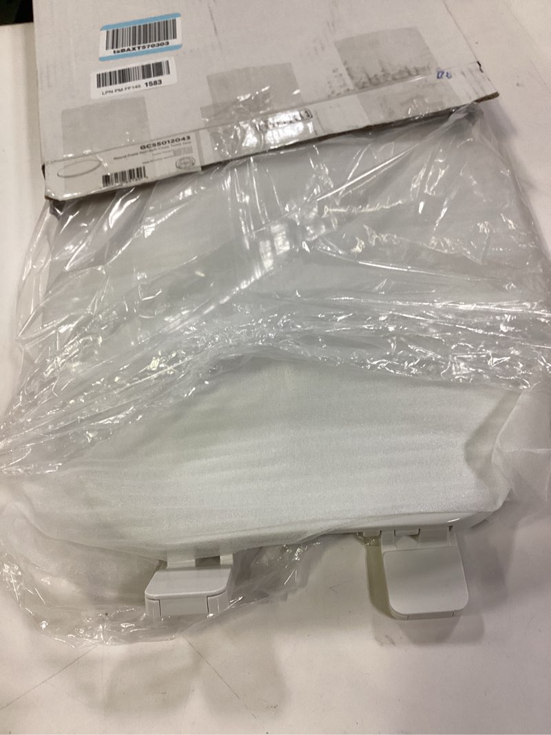 Condition photo showing Good Condition for KOHLER 4639-RL-0 Cachet ReadyLatch Round Toilet Seat Soft Close, White White Round Ready Latch