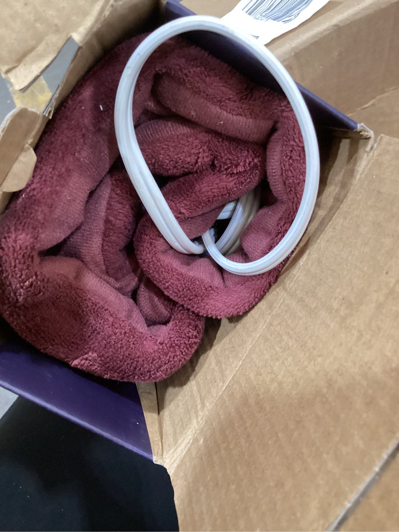 Condition photo showing Good Condition for geniani electric heating pad for back pain & cramps relief, electric throw, auto shut off, machine washable, moist heat pad for neck & shoulder - mothers day gifts, 12x24 viva magenta 12" x 24" viva magenta