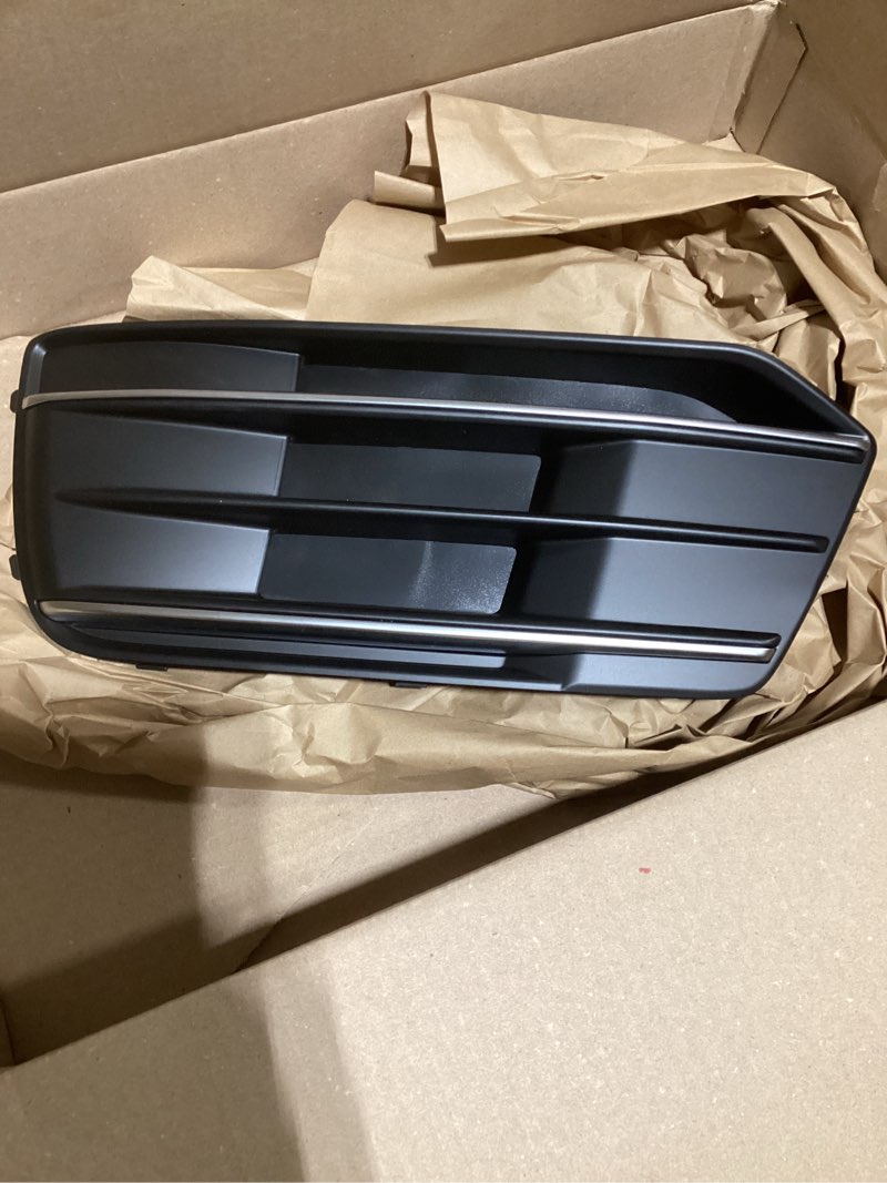 Condition photo showing Good Condition for xqsmwf front bumper fog light grille chrome bezel insert left driver side compatible with audi q5 2018-2020# 80a807679dru6 80a807245