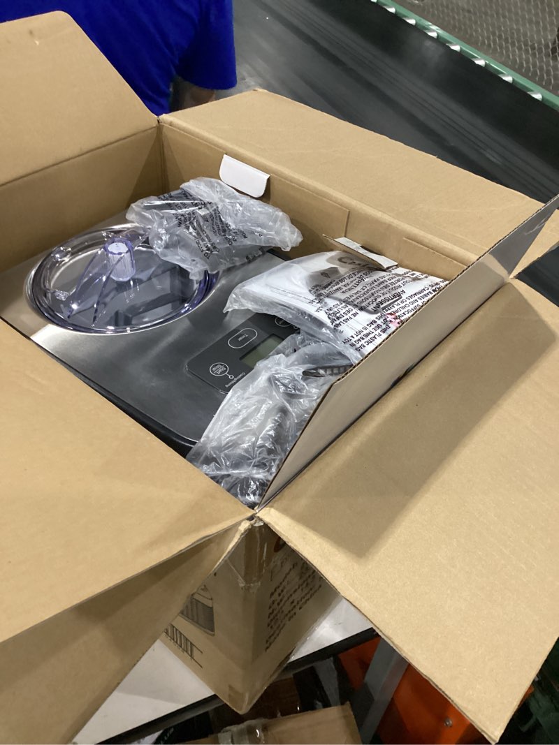 Condition photo showing Good Condition for cuisinart ice-100 1.5-quart ice cream and gelato maker, fully automatic with a commercial quality compressor and 2-paddles, 10-minute keep cool feature, black and stainless steel