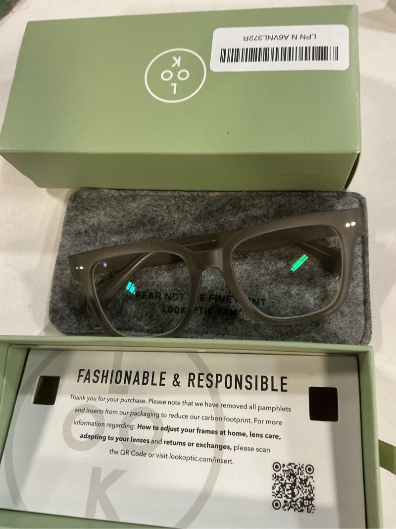 Condition photo showing Good Condition for look optic laurel reader-lightweight full magnification reading glasses with scratch-resistant anti-reflective lenses taupe 1.0 x