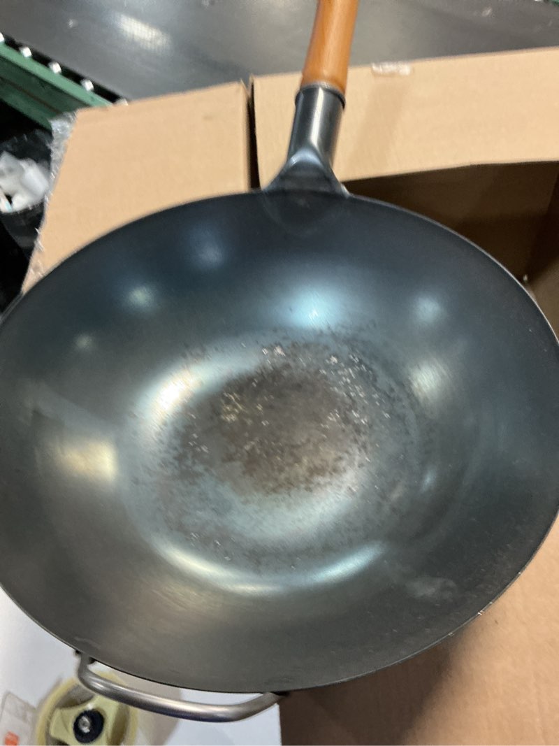 Condition photo showing As Is for YOSUKATA 13.5" Carbon Steel Wok Pan – Pre-Seasoned Flat Bottom Pow Wok for Stir Fry, BBQ, Grill & Camping – Traditional Japanese Chinese Cookware – Compatible with Induction, Electric, Gas, Open Fire
