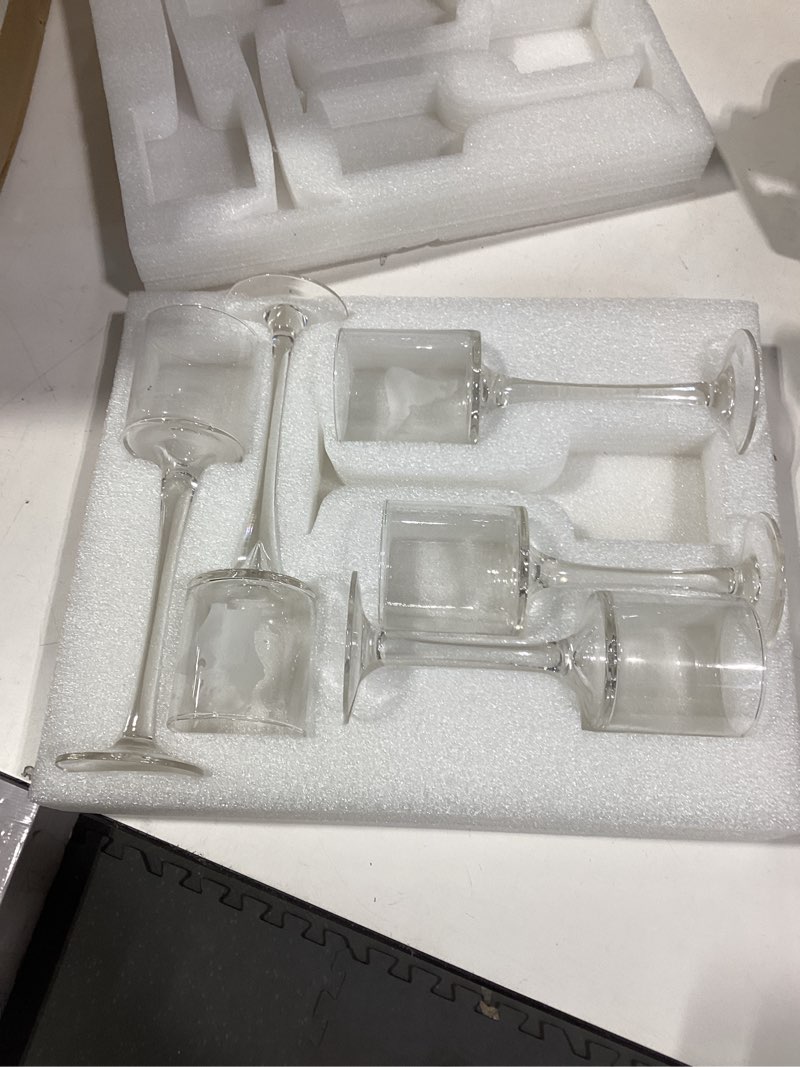 Condition photo showing As Is for NUPTIO Stemmed Candle Holders Bulk: Set of 18 Tea Light Holders for Floating Pillar Candles - Clear Monet Candle Stands for Wedding Table Centerpiece Decor