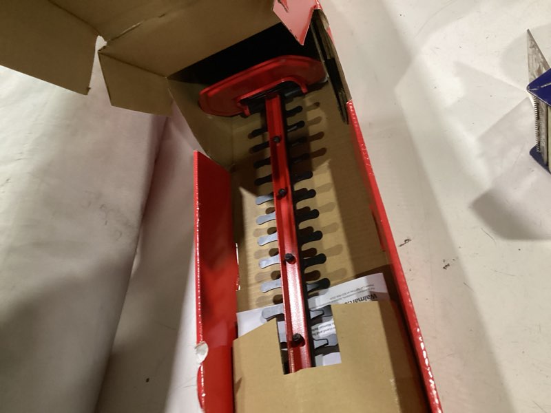 Condition photo showing Good Condition for hyper tough 20" 3.7-amp electric corded hedge trimmer