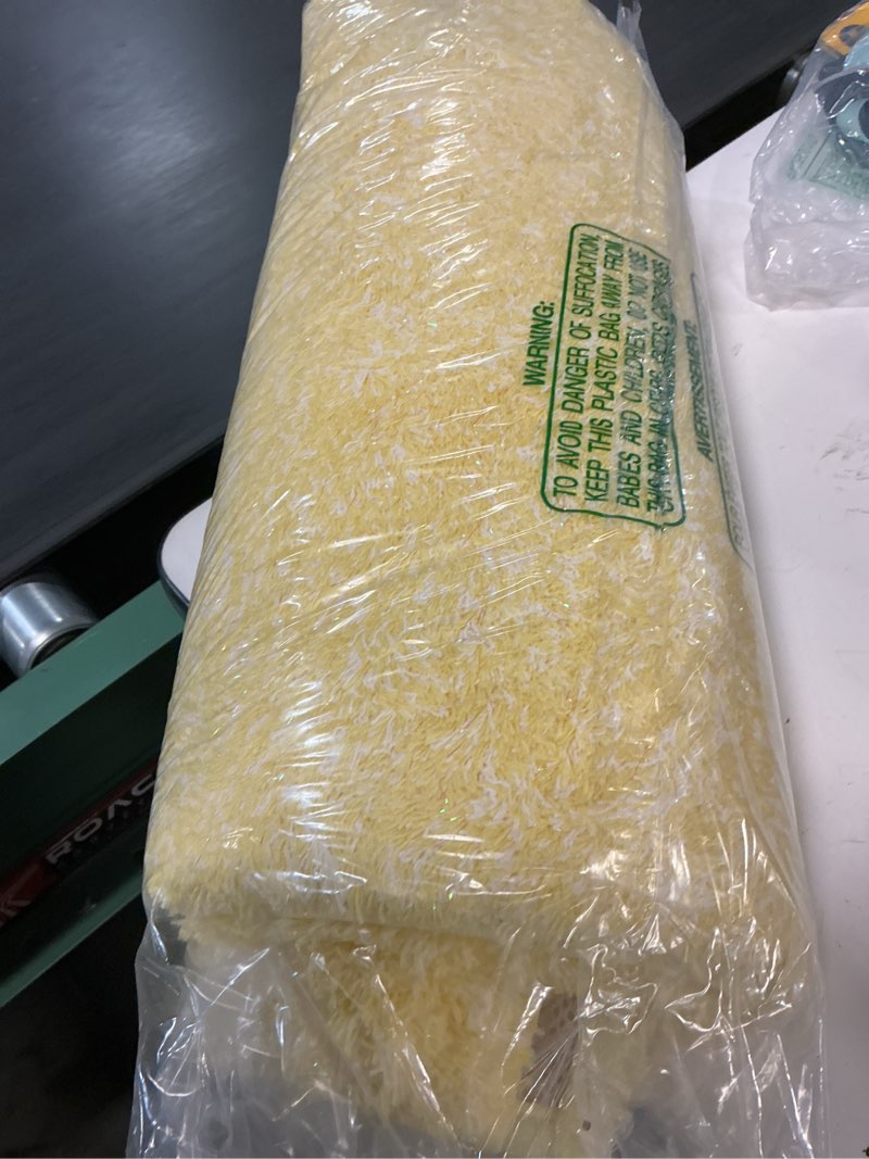 Condition photo showing Good Condition for douceur sparkle bath mats for bathroom non slip 32" x 20", super soft microfiber yellow bathroom rugs washable, fluffy absorbent bath rugs, quick dry shower mat gifts, yellow and white 1'8" x 2'8" (rectangular) sparkle-yellow