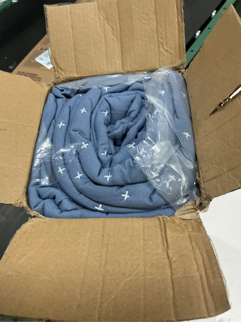 Condition photo showing Good Condition for wdcozy blue twin size quilt bedding sets with pillow sham, lightweight soft bedspread coverlet, quilted blanket thin comforter bed cover, all season summer spring, 2 pieces, 68x90 inches