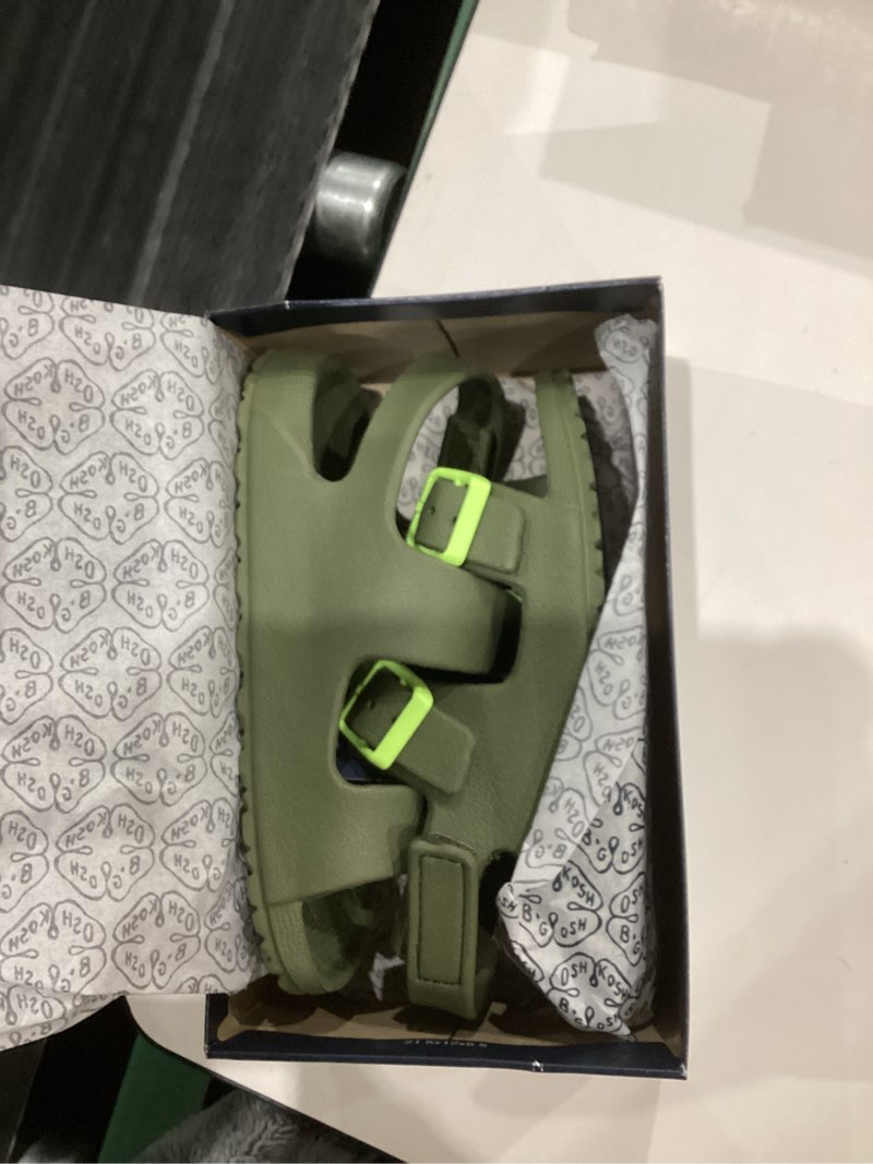 OshKosh B'Gosh boys Os22n04b Sandal, Olive/Lime, 11 Little Kid US