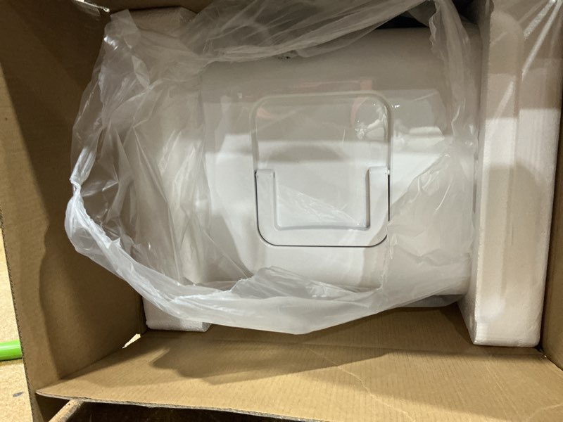 Condition photo showing Good Condition for cooluli 15l mini fridge for bedroom - car, office desk & college dorm room - 12v portable cooler & warmer for food, drinks, skincare, beauty & makeup - ac/dc small refrigerator with glass front, black 15 l black