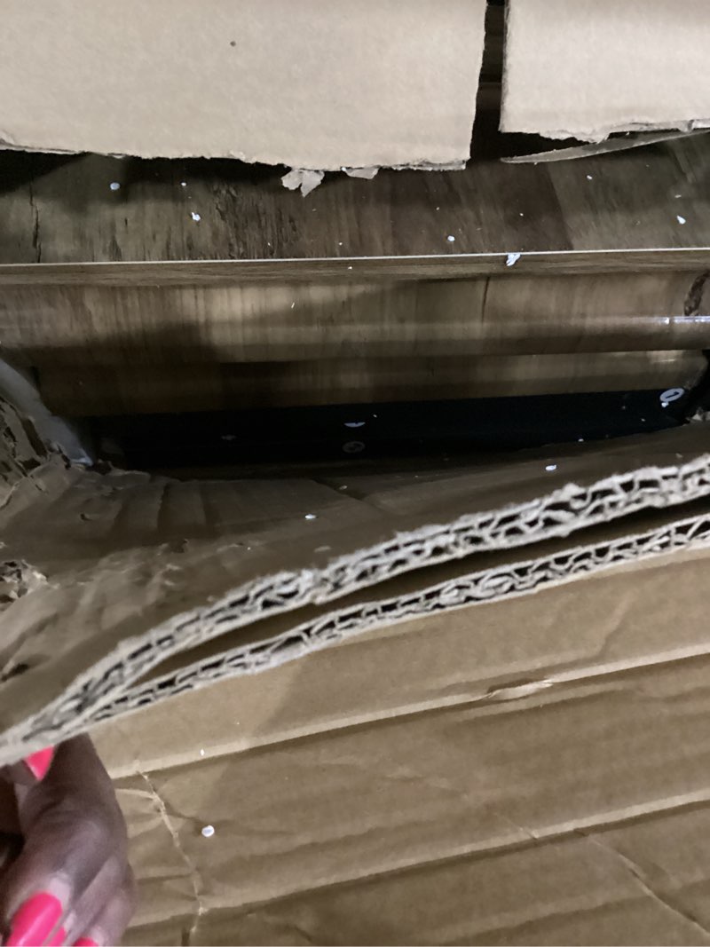 MISCELLANEOUS FURNITURE ITEMS