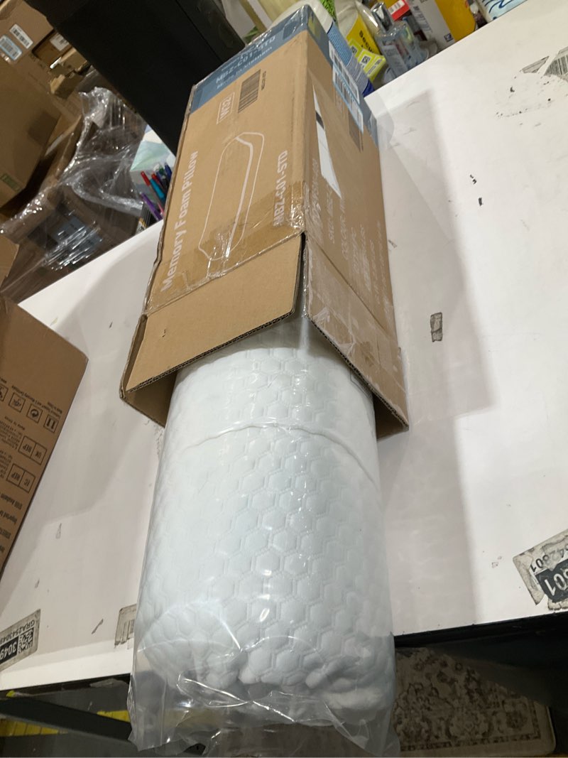 Memory foam pillow