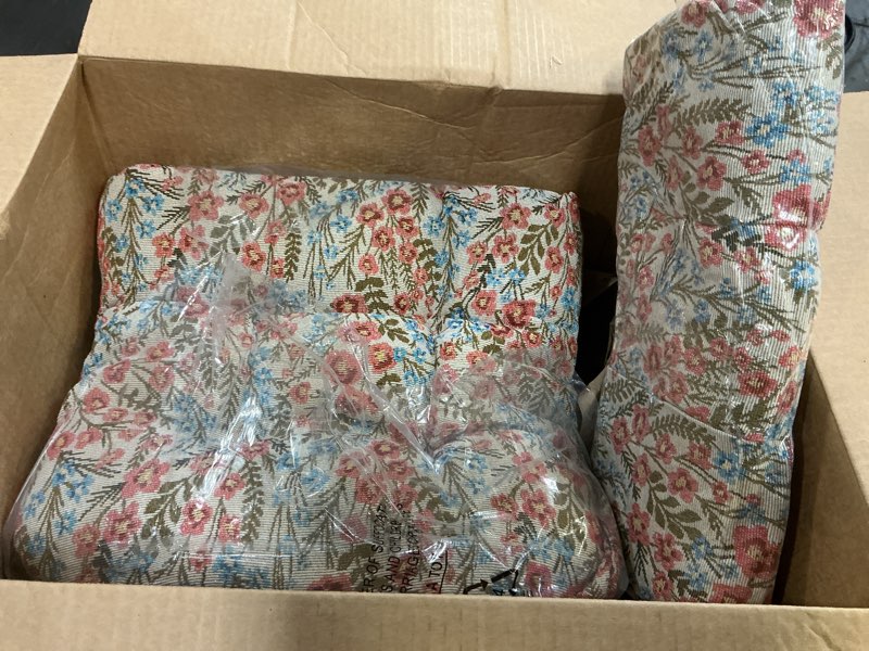 Condition photo showing Good Condition for vctops farmhouse floral print chair cushions with ties u-shaped soft comfortable chair pads non slip seat cushions for indoor dining room and kitchen chairs (flower g,16"x16") 16x16 inch flower g