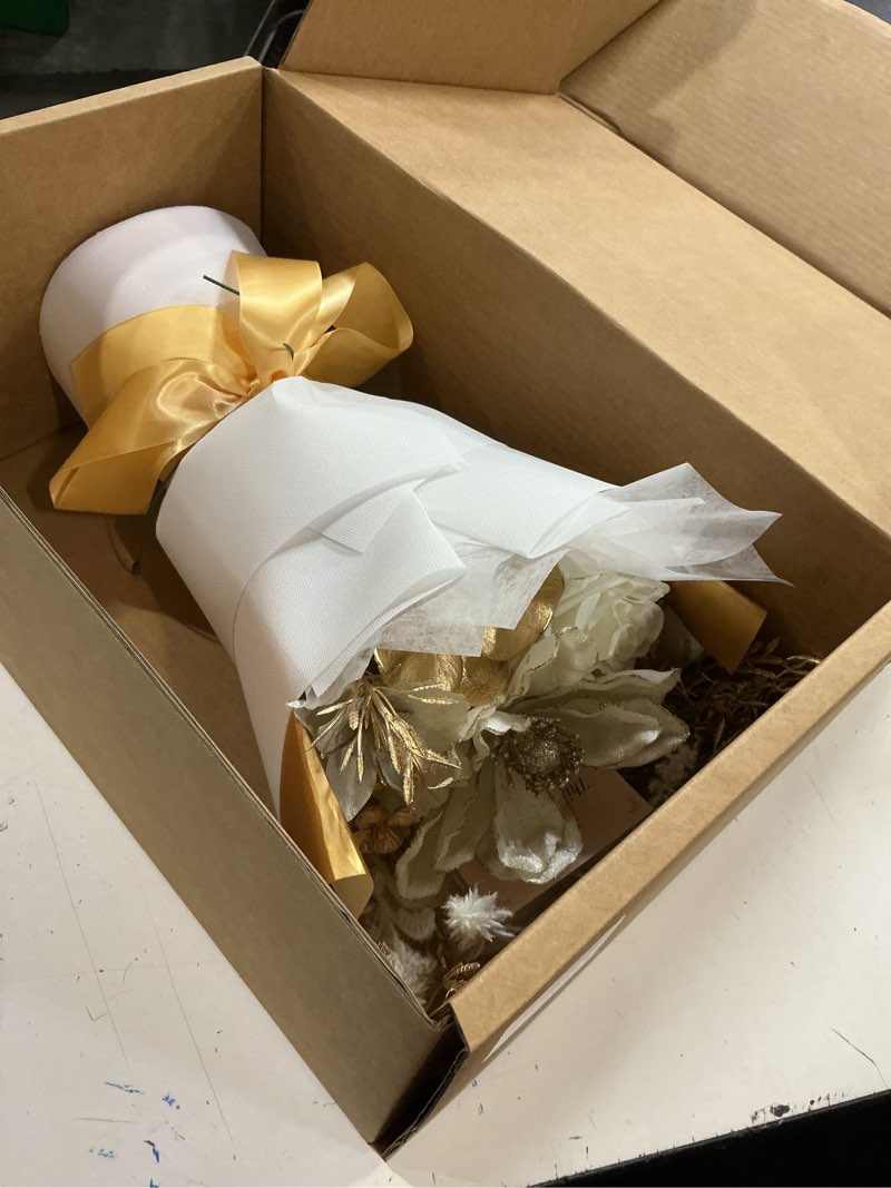 Condition photo showing New/Like New for tinge time preserved flowers bouquet, platinum faux rose bouquets, eternal roses bouquet for wedding, table centerpieces, mothers day, birthday gifts, anniversary, graduation(white & gold)