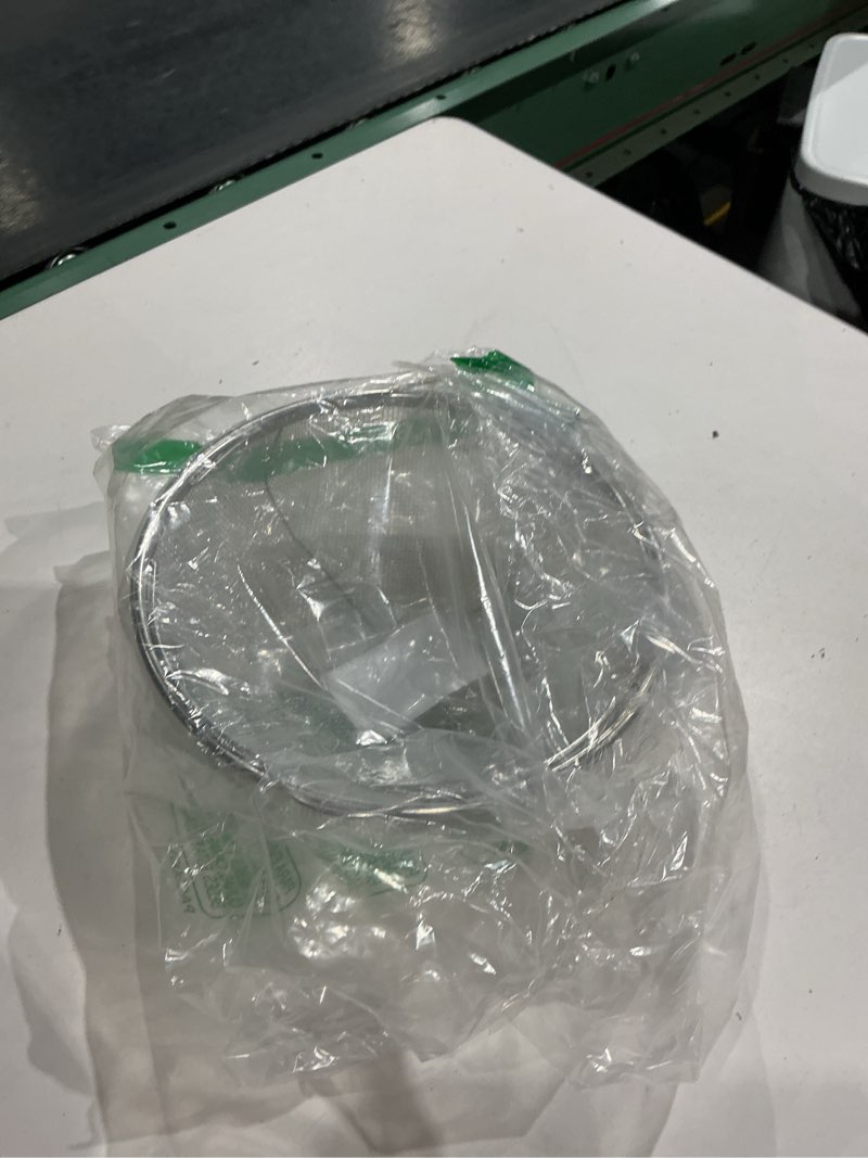 Condition photo showing Good Condition for stainless steel deep fry basket, 9inch round wire fryer basket for frying serving food, french chip frying basket with folding handle for kitchen frying (9inch/round)