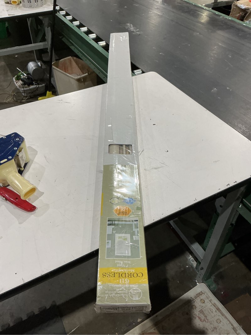 Condition photo showing Good Condition for achim gii cordless morning star light filtering window blind (alabaster, 60" x 64")