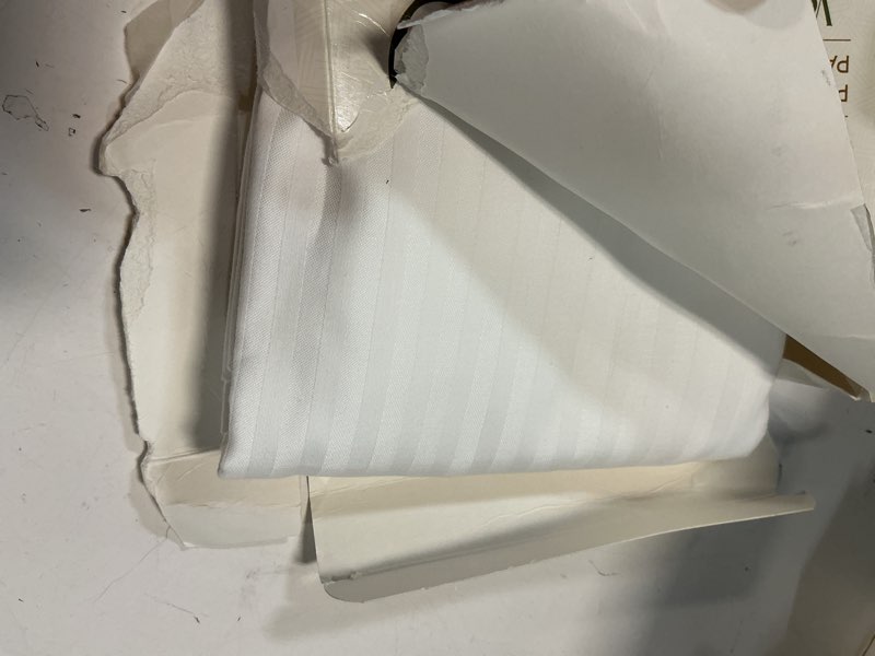 Condition photo showing Good Condition for mayfair linen 100% organic cotton sheets queen size - 4 pc white organic cotton percale sheets queen set, soft, cooling & breathable bedsheets, 16" deep pocket hotel bedding set - gots certified queen white