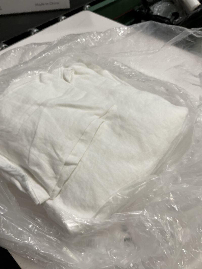 Condition photo showing Good Condition for european linen deluxe bedding bundle, king, white