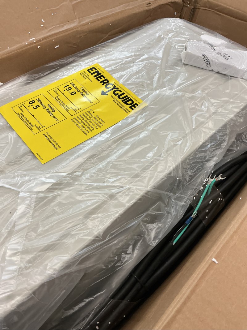 Condition photo showing Good Condition for TOSOT 12,000 BTU Mini-Split Air Conditioner and Heating System, 19 SEER2 Wifi-Enabled Ductless Inver