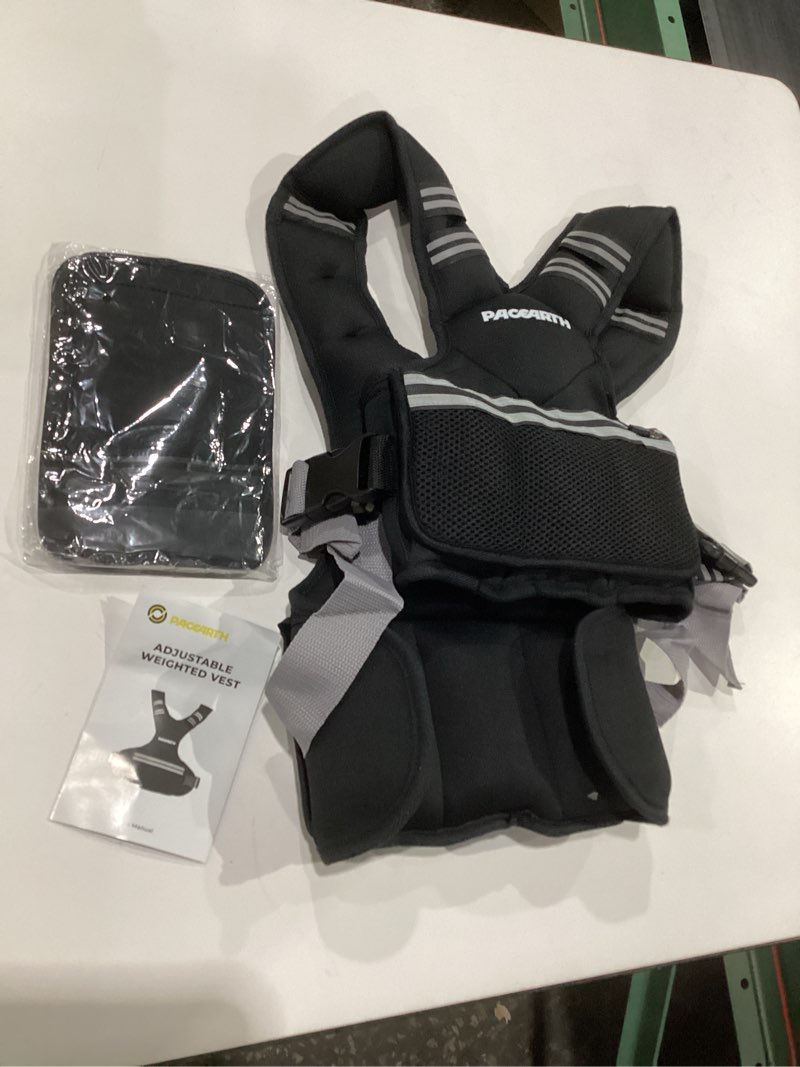 Condition photo showing Good Condition for PACEARTH Weighted Vest,6lb/8lb/10lb/12lb/16lb/20lb/25lb/30lb Weight Vest with Reflective Stripe, Body Weight Vests for Women, Men, Weight Loss Workout, Strength Training, Running, Walking, Jogging 6 LB Black, SIMILAR TO STOCK PHOTO 