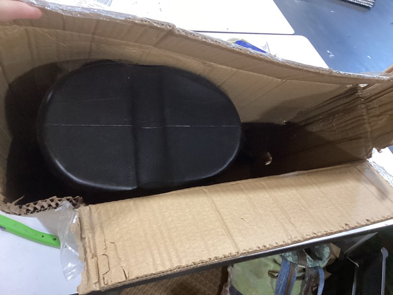 Condition photo showing Good Condition for amazon basics, watering can, black, 2.64 gallon capacity