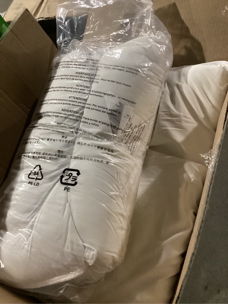 Condition photo showing Good Condition for amazon basics down alternative pillows for stomach and back sleepers, soft density, standard, pack of 2, white, 26 in l x 20 in w standard (pack of 2) soft pillow