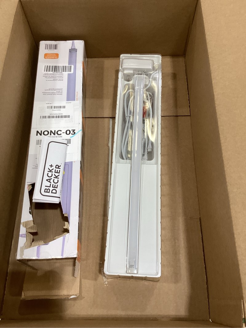 Condition photo showing Good Condition for black+decker leduc18-1wk dimmable linkable led shop light with motion sensor and magnetic option, 10.5w, 780 lumens, 18", warm