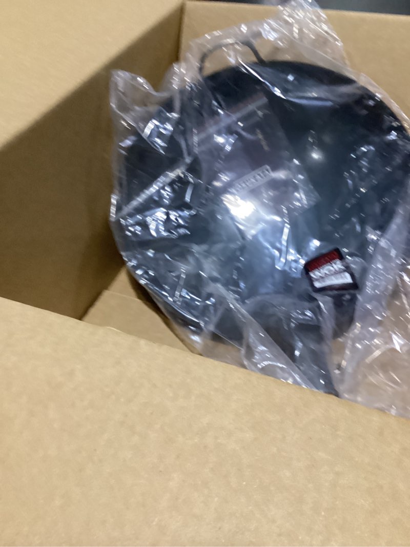 Condition photo showing Good Condition for YOSUKATA 13.5” Blue Carbon Steel Wok Pan – Pre-Seasoned Flat Bottom Wok Compatible with open fire, gas, electric, ceramic, induction cooktops -Traditional Chinese Pan for Stir Fry, BBQ, Grill, Camping 13.5" Blue