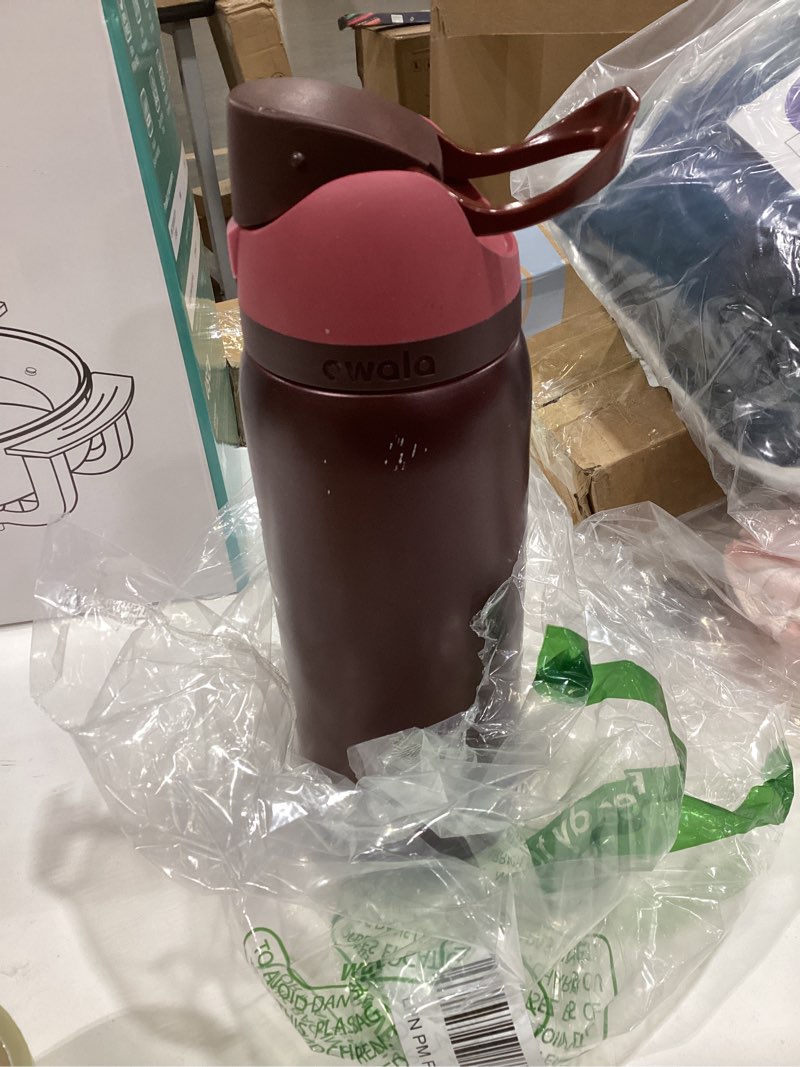 Condition photo showing Good Condition for Owala FreeSip Insulated Stainless Steel Water Bottle with Straw, BPA-Free Sports Water Bottle, Great for Travel, 32 Oz, Black Cherry Black Cherry 32 Ounces