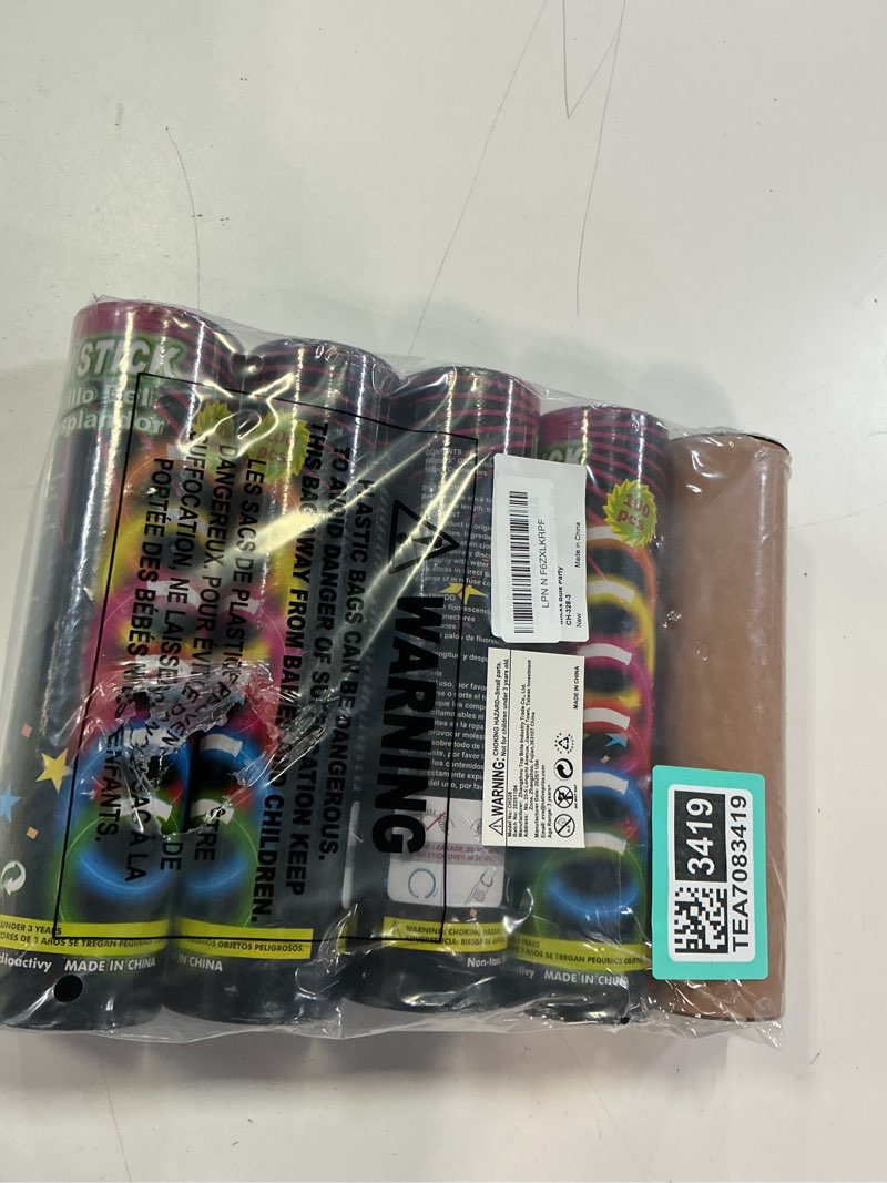 Condition photo showing New/Like New for turnmeon 500 pack ultra bright glow sticks bulk glow in the dark party supplies necklace bracelet with connector 8" light up 14hrs long last party favors toy birthday wedding pool patriotic