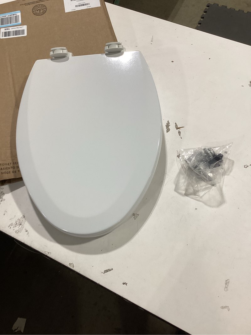 Condition photo showing Good Condition for bemis 1500ec 390 lift-off wood elongated toilet seat, cotton white (pack of 1)