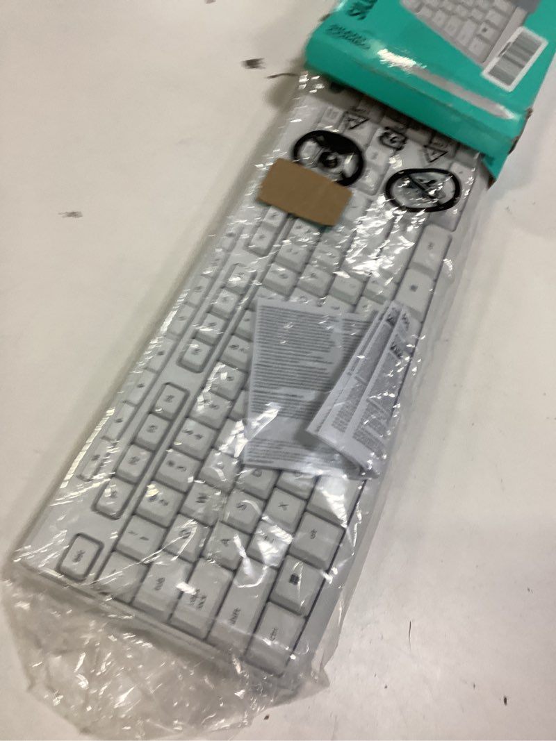 Condition photo showing Good Condition for Logitech MK295 Wireless Mouse & Keyboard Combo with SilentTouch Technology, Full Numpad, Advanced Optical Tracking, Lag-Free Wireless, 90% Less Noise - Off White Off-White