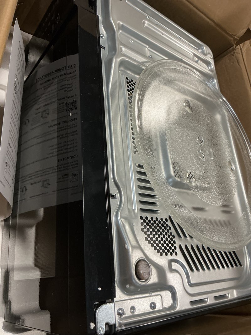 Condition photo showing Good Condition for sharp countertop microwave oven with removable 12.4" carousel turntable, 1000 watt, 1.1 cubic feet, black