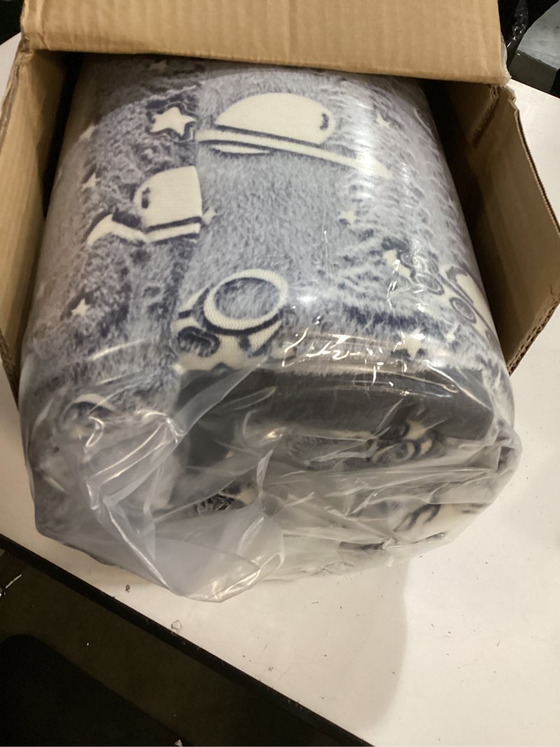 Condition photo showing New/Like New for folding sofa bed floor mattress for kids glow in dark, kids couch fold out with blanket, portable toddler futon tri folding mattress, toddler foldable floor sofa for playing room