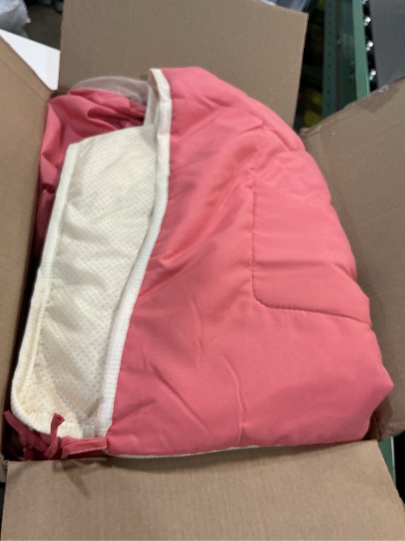 Condition photo showing Good Condition for EagleStone Large Kids Play Tent with Star Light, Padded Mat,Toddler Tent Indoor,Playhouse for Toddlers, Boys, Girls, Indoor Bed Tent Gift Toy Light Pink