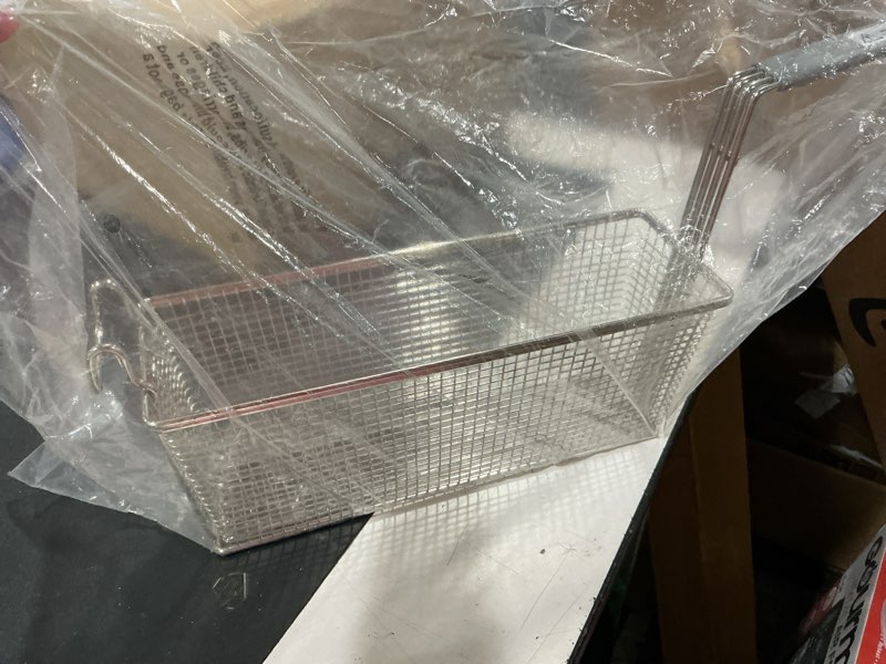 Condition photo showing Good Condition for thunder group square basket 13-1/4" x 4-1/4" x 5-1/2", comes in each