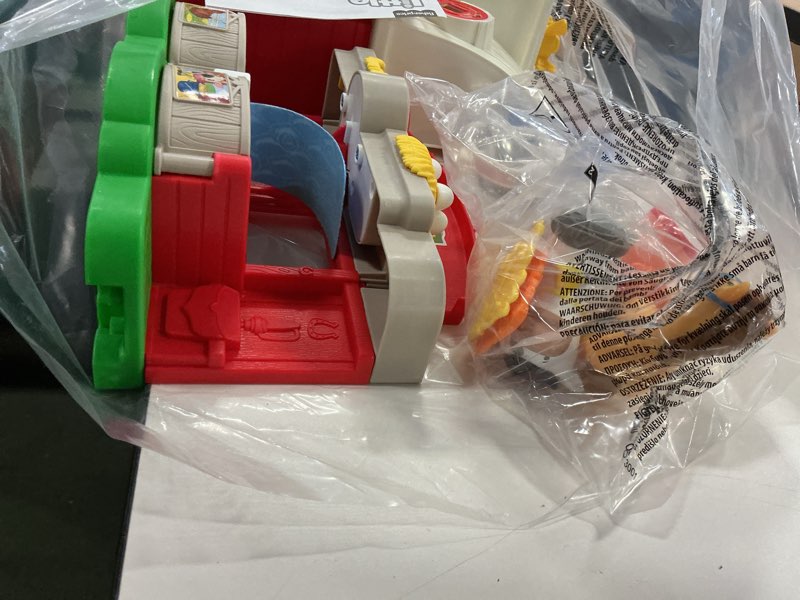 Condition photo showing Good Condition for Fisher-Price Little People Toddler Learning Toy Caring for Animals Farm Playset with Smart Stages for Pretend Play Kids Ages 1+ years (Amazon Exclusive)